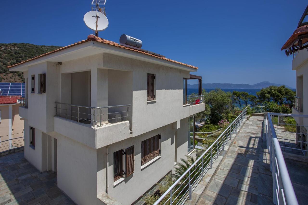 Olivia Sports And Sea Villa Pteleos Exterior photo